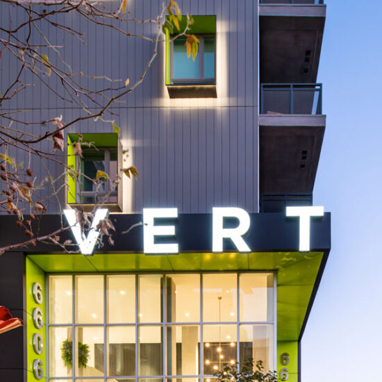 Vert Apartments - Woodland Hills